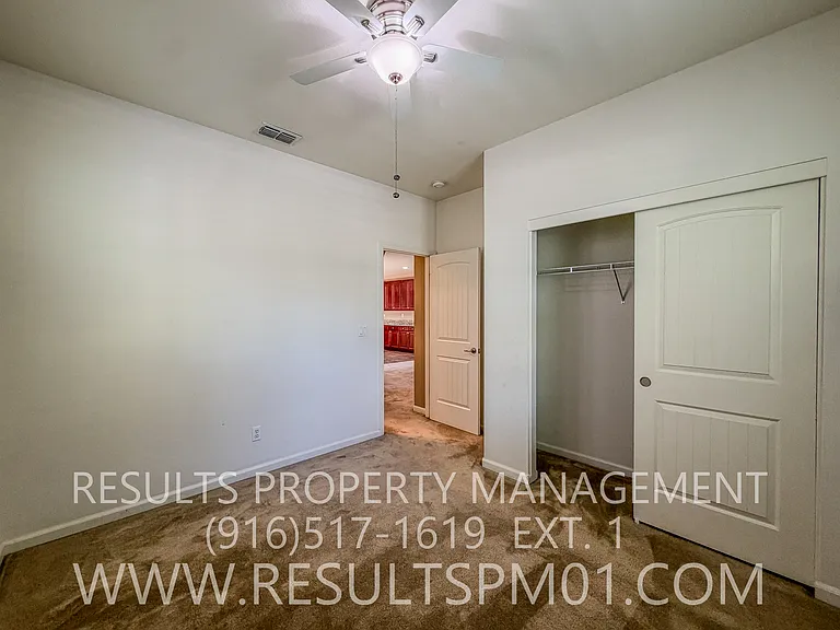 2905 Market St — Photo 17