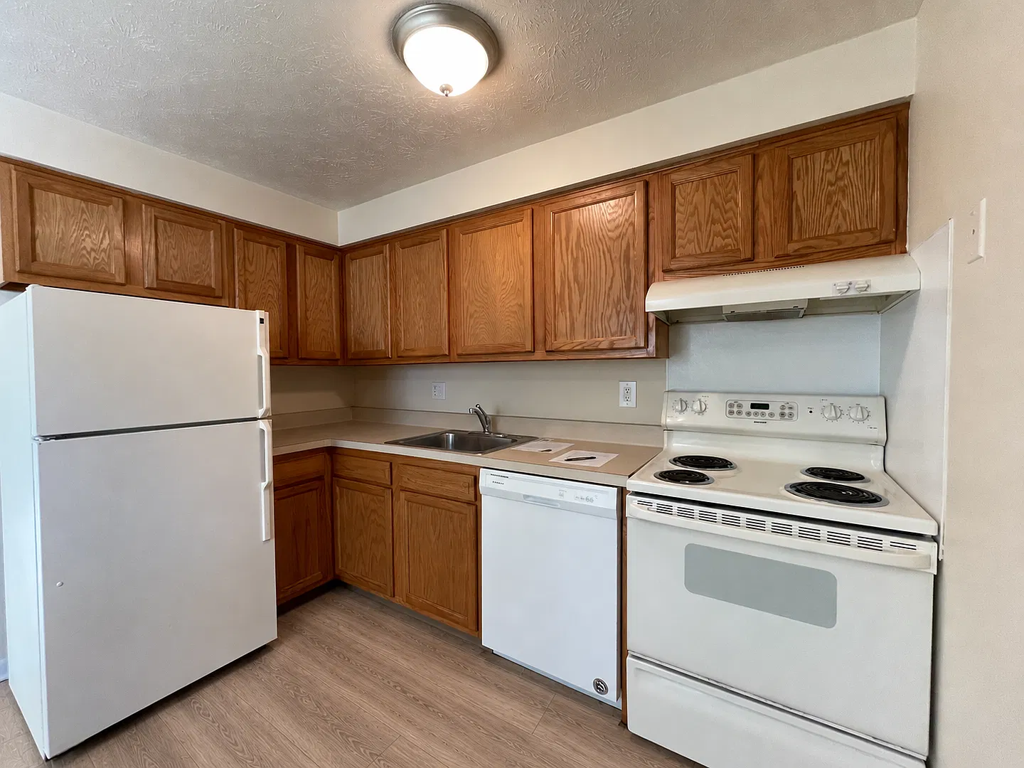 Georgetown Manor Apartments for Rent in West Irondequoit, NY — Photo 3