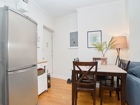 4th image of 508 E 12th St APT 22