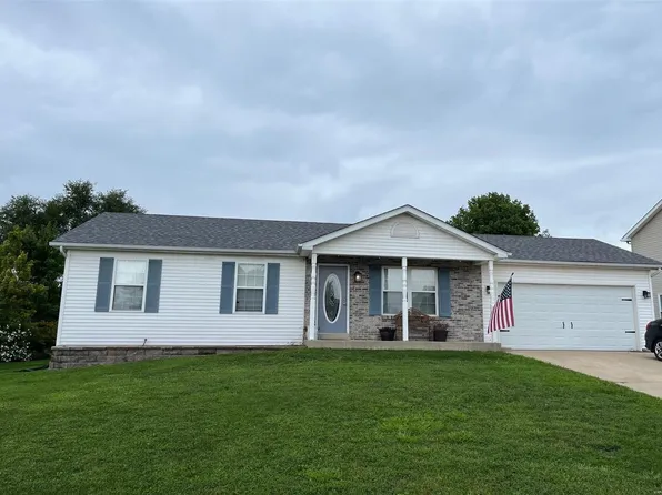 210 Summerwood Ct, Moscow Mills, MO 63362
