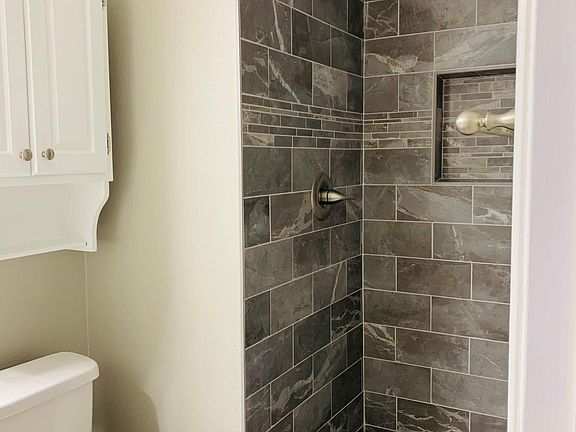 4th image of 1307 E 140th Pl S