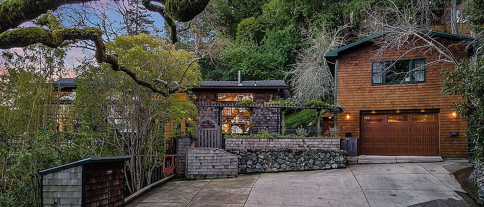 1st image of 17 Hillcrest Ave