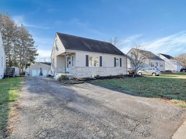 967 Ridgelawn Ave, Newark, OH 43055