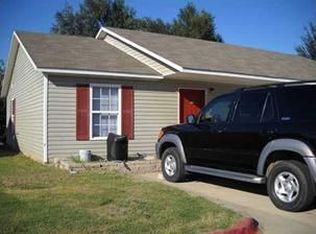 1305 Einhorns Pl APT A, Springdale, AR 72764