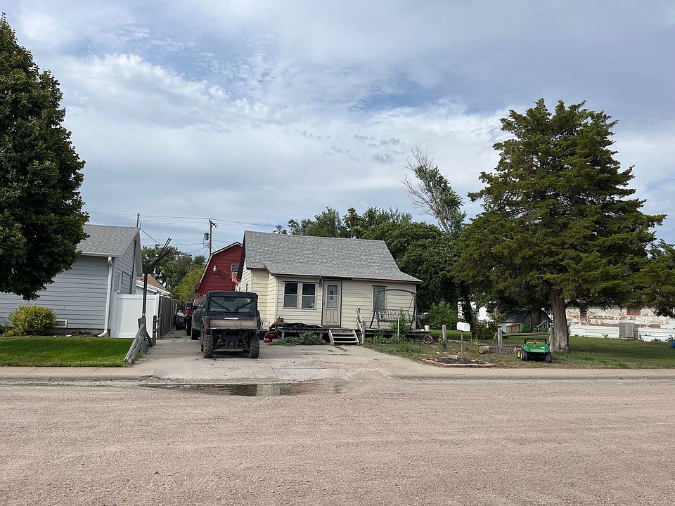412 E 6th St, Cozad, NE 69130 Zillow