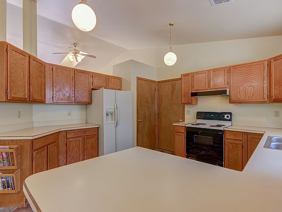 Kitchen (2)_07192016