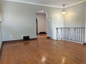 Tower Grove South - 1 Bedroom, 1 Bathroom, 1 br / 1.0 ba, $825