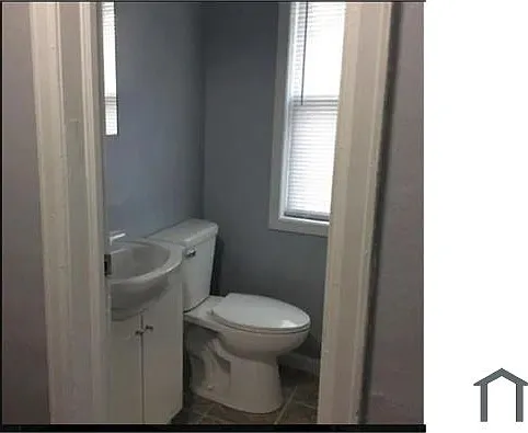 934 W Colfax Ave — Photo 9