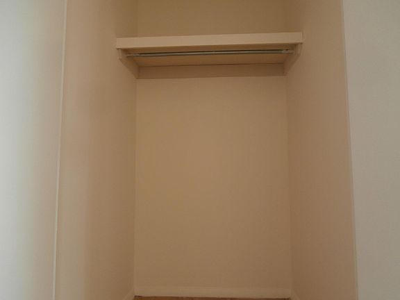 Walk in closet