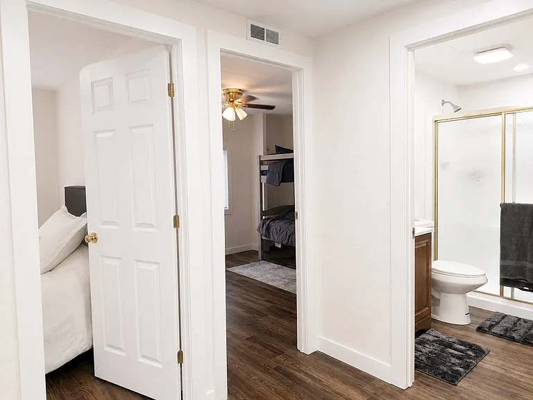 2112 E Lone Star Dr — Photo 11
