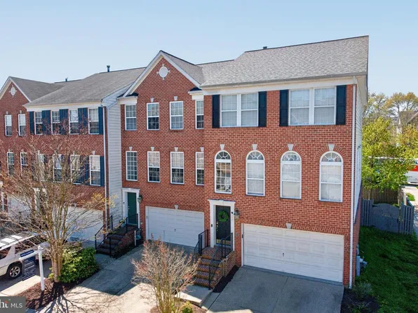 75 Two Rivers Dr, Edgewater, MD 21037