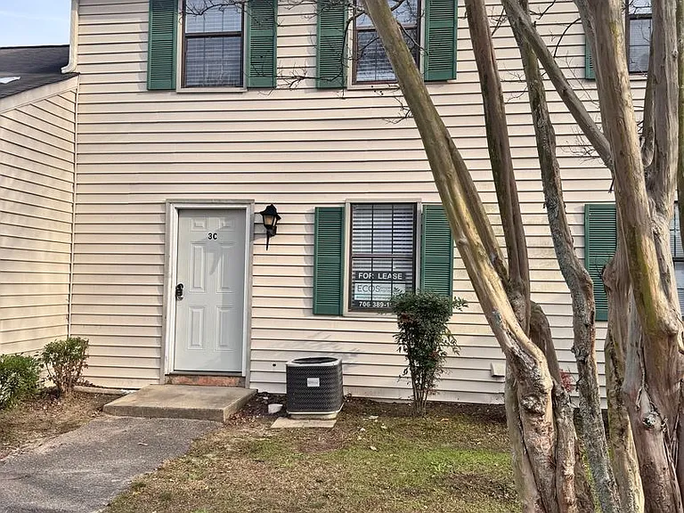 118-132 133 Riverbirch Dr — Photo 5