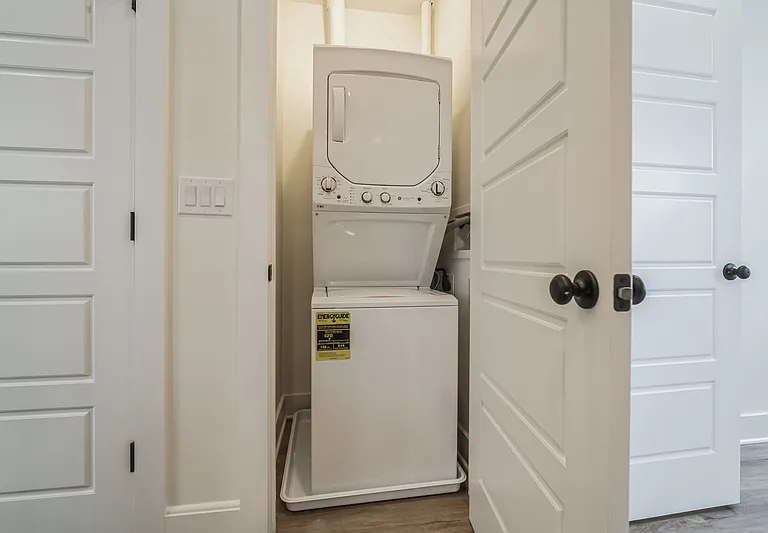 6906 Ridge Ave #2 — Photo 10