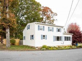 226 Sanford Rd, Westport, MA 02790