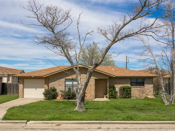 4405 Redbird Dr, Brownwood, TX 76801