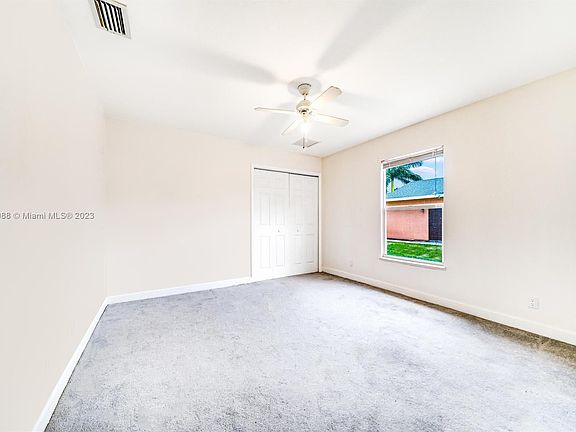 5th image of 4634 SW Eagle St
