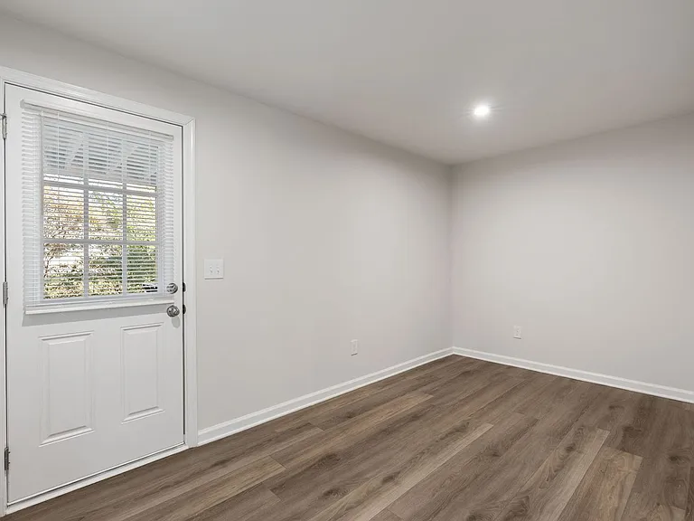 109 Brooklane Ct — Photo 28