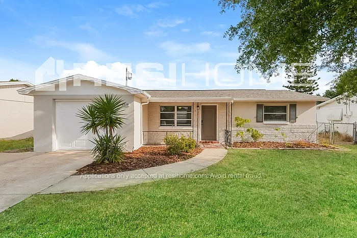 3539 Oxford Dr — Photo 1