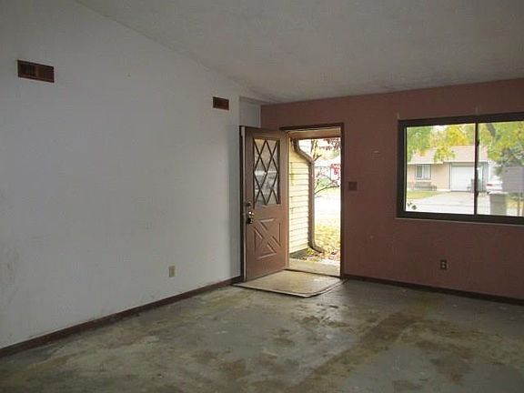 4th image of 8125 S Xenia Dr