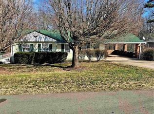 110 New Hampshire Dr, Ashland, KY