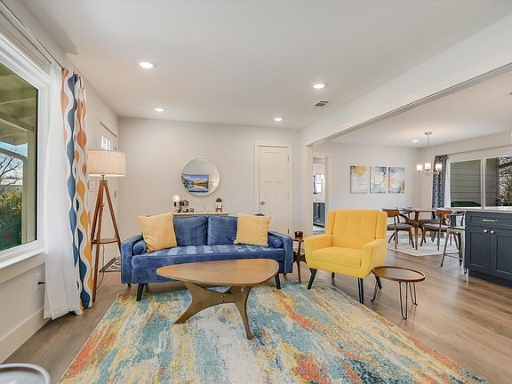 5th image of 708 Avenue F