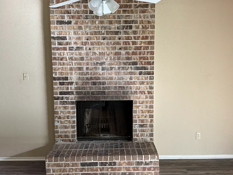 11904 Alpheus Ave #C — Photo 4