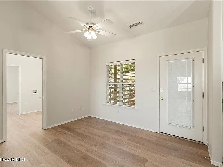 4968 Oriole Ct — Photo 12