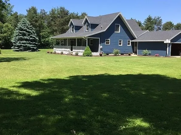 3631 6th St, Wayland, MI 49348