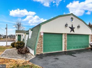627 Heritage Dr, Gettysburg, PA 17325