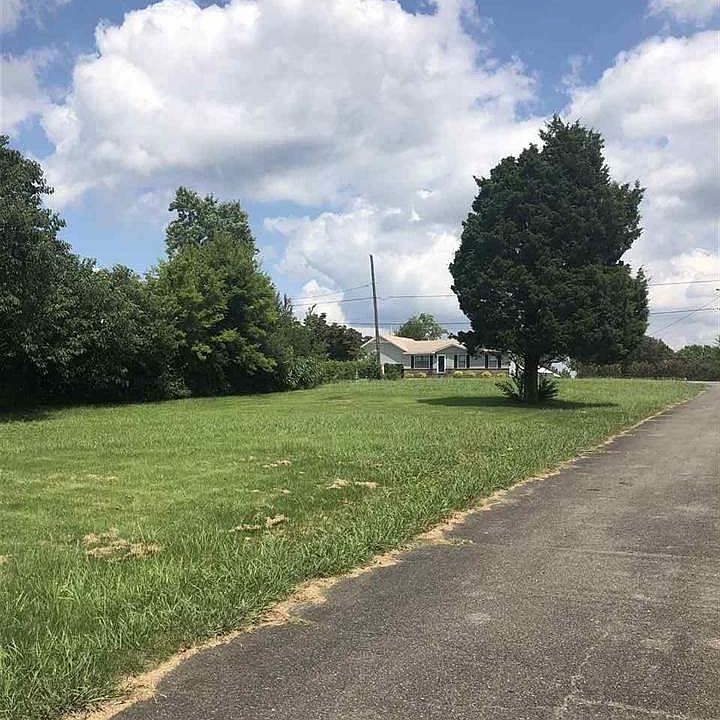 2nd image of 408 2nd St #1