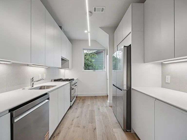 3512 Mount Vernon St — Photo 14