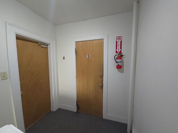 2nd image of 961-963 10th St #9633