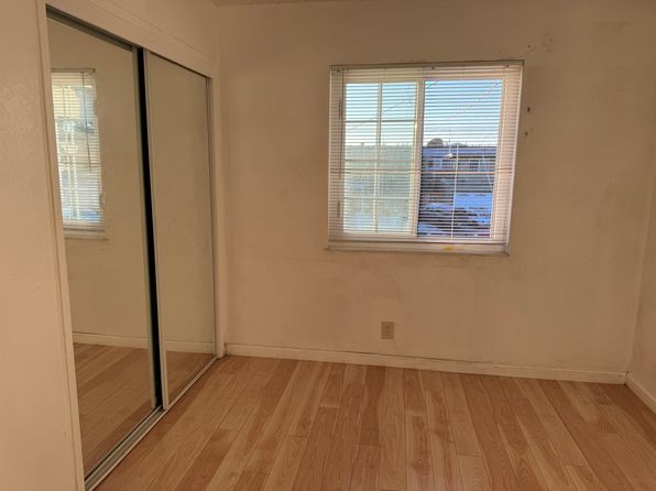 870 S 45th St APT 4