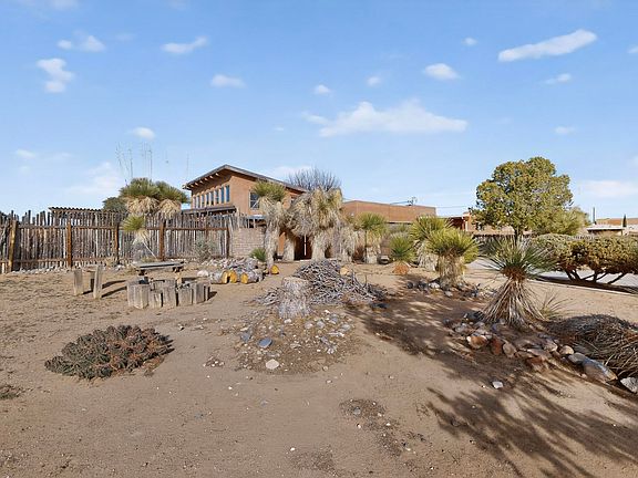 4th image of 1621 31st St SE