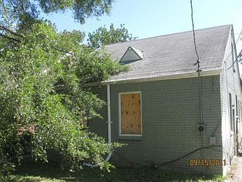2nd image of 11065 Lakepointe St