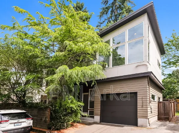 11336 40th Ave NE, Seattle, WA 98125