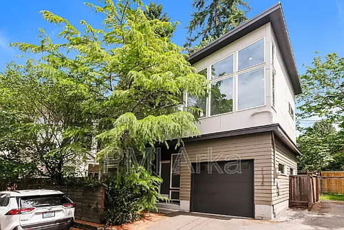 11336 40th Ave NE Photo 1 11336 40th Ave NE Photo 1
