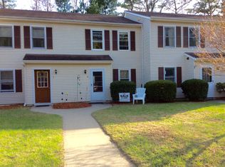 57 River Bend Ln, Colchester, VT 05446