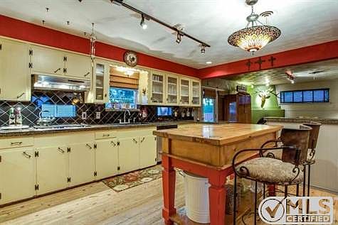 5th image of 2349 Oldbridge Dr