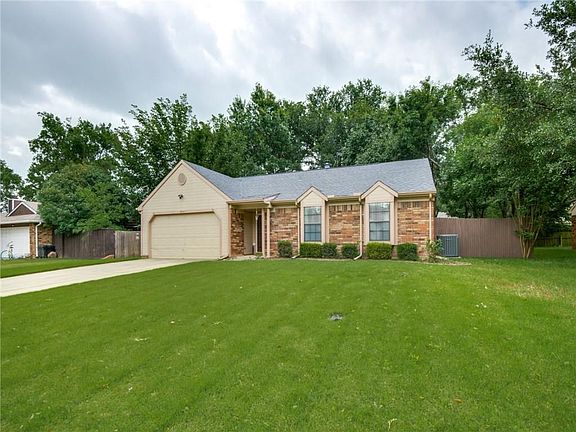 2nd image of 3503 Glenview Dr