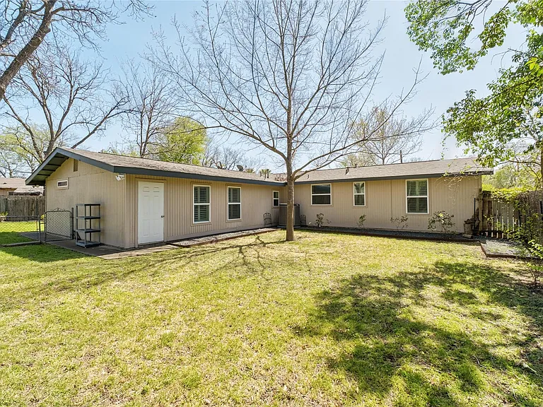 6414 Kenilworth Dr — Photo 22