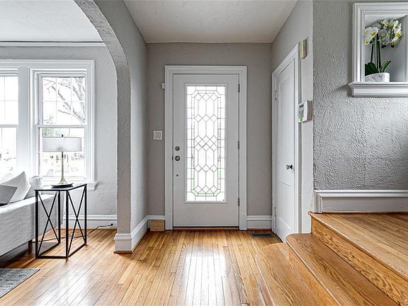 5th image of 5511 Chamberlayne Ave