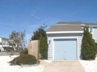 289 13th St, Avalon, NJ 08202