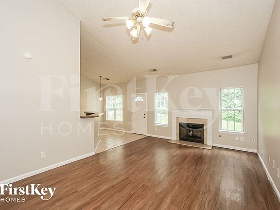 3rd image of 5713 Old Carriage Dr