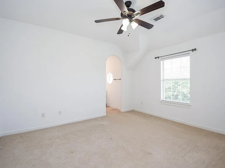 7606 Westmoreland Dr — Photo 31