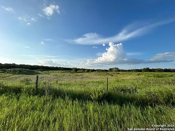 2nd image of 438 county road 441