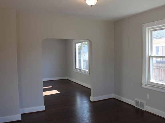 3rd image of 23072 Vassar Ave