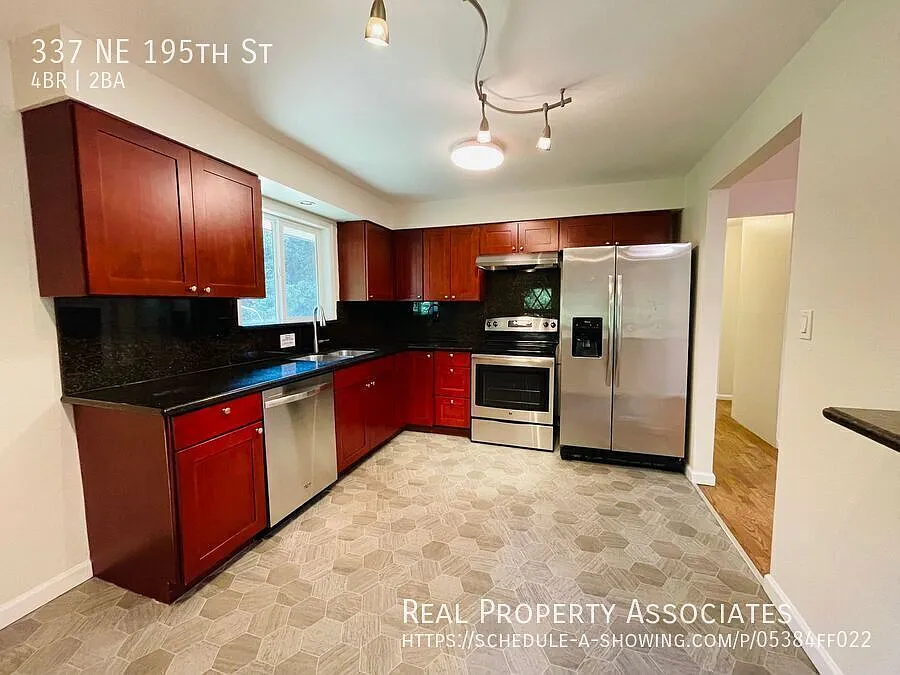 Pet friendly, Shoreline Rambler! — Photo 2