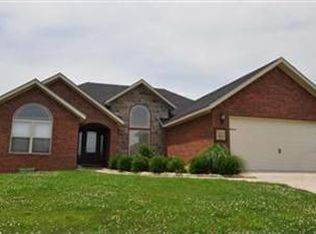 150 Solomon Cir, Forsyth, MO 65653