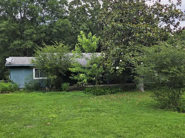 8916 Macarthur Dr, North Little Rock, AR 72118